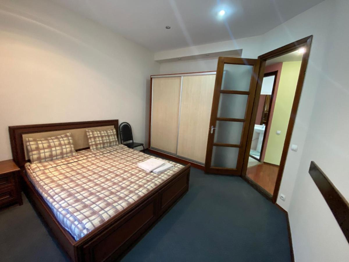 White New Apartments Ultracentral 2-Rooms In The Heart Chişinau Exteriör bild