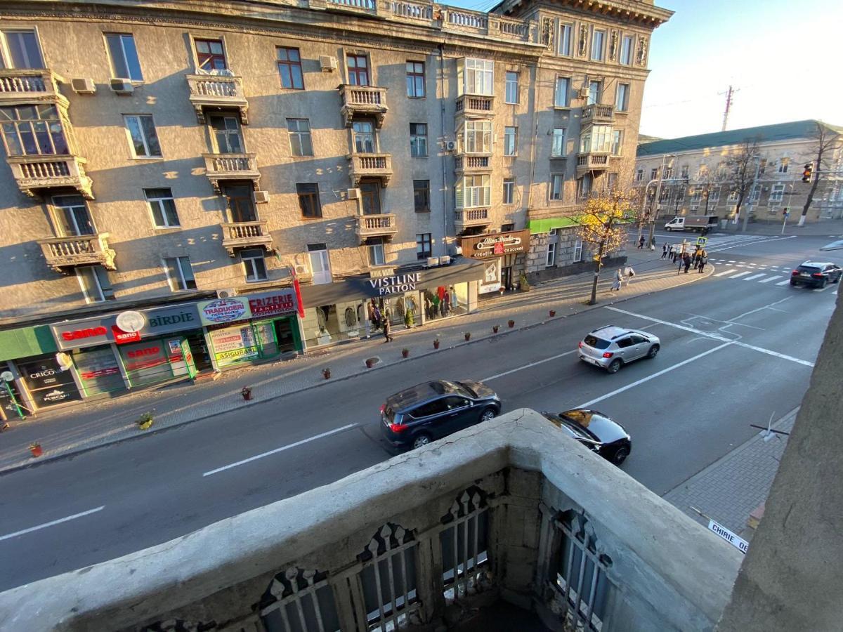 White New Apartments Ultracentral 2-Rooms In The Heart Chişinau Exteriör bild