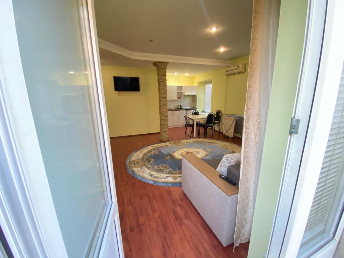 White New Apartments Ultracentral 2-Rooms In The Heart Chişinau Exteriör bild
