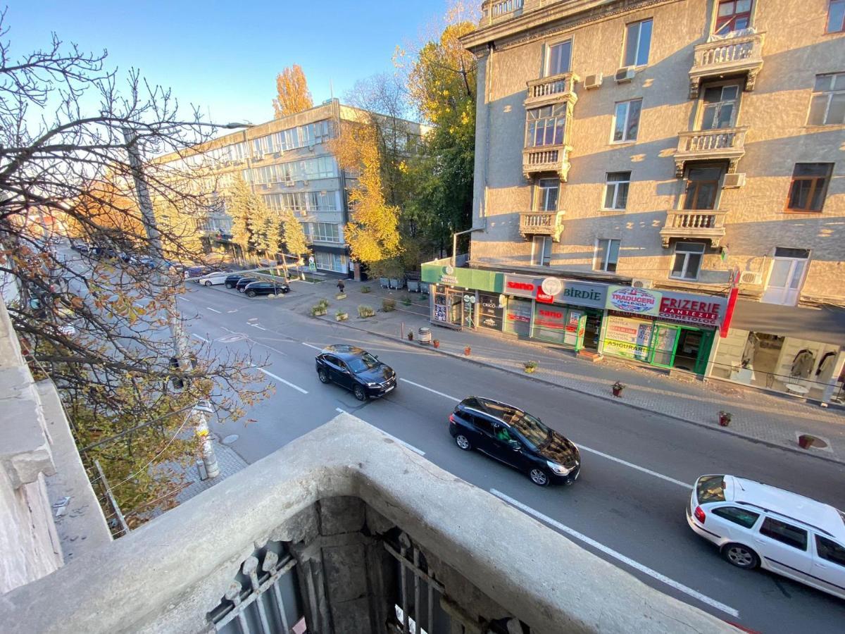 White New Apartments Ultracentral 2-Rooms In The Heart Chişinau Exteriör bild
