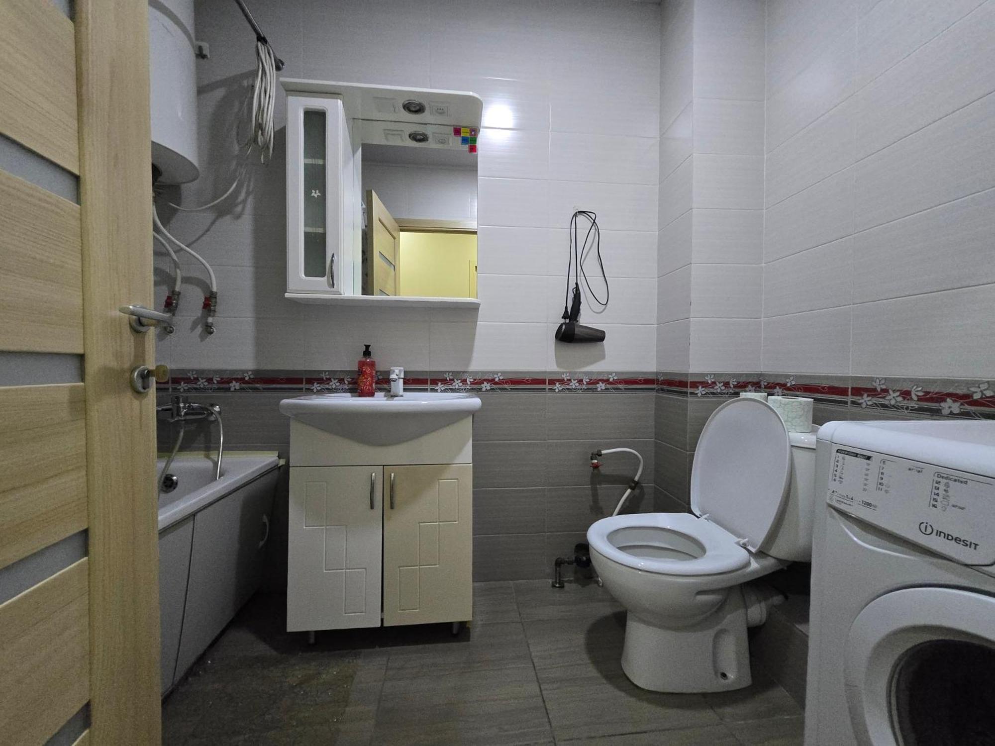 White New Apartments Ultracentral 2-Rooms In The Heart Chişinau Exteriör bild